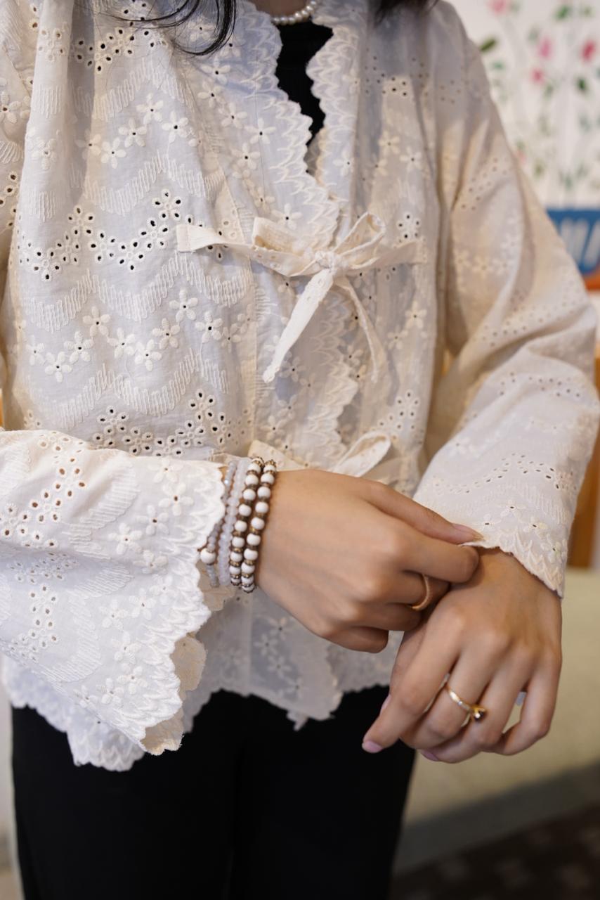 Ivory Lace Tie Up Top