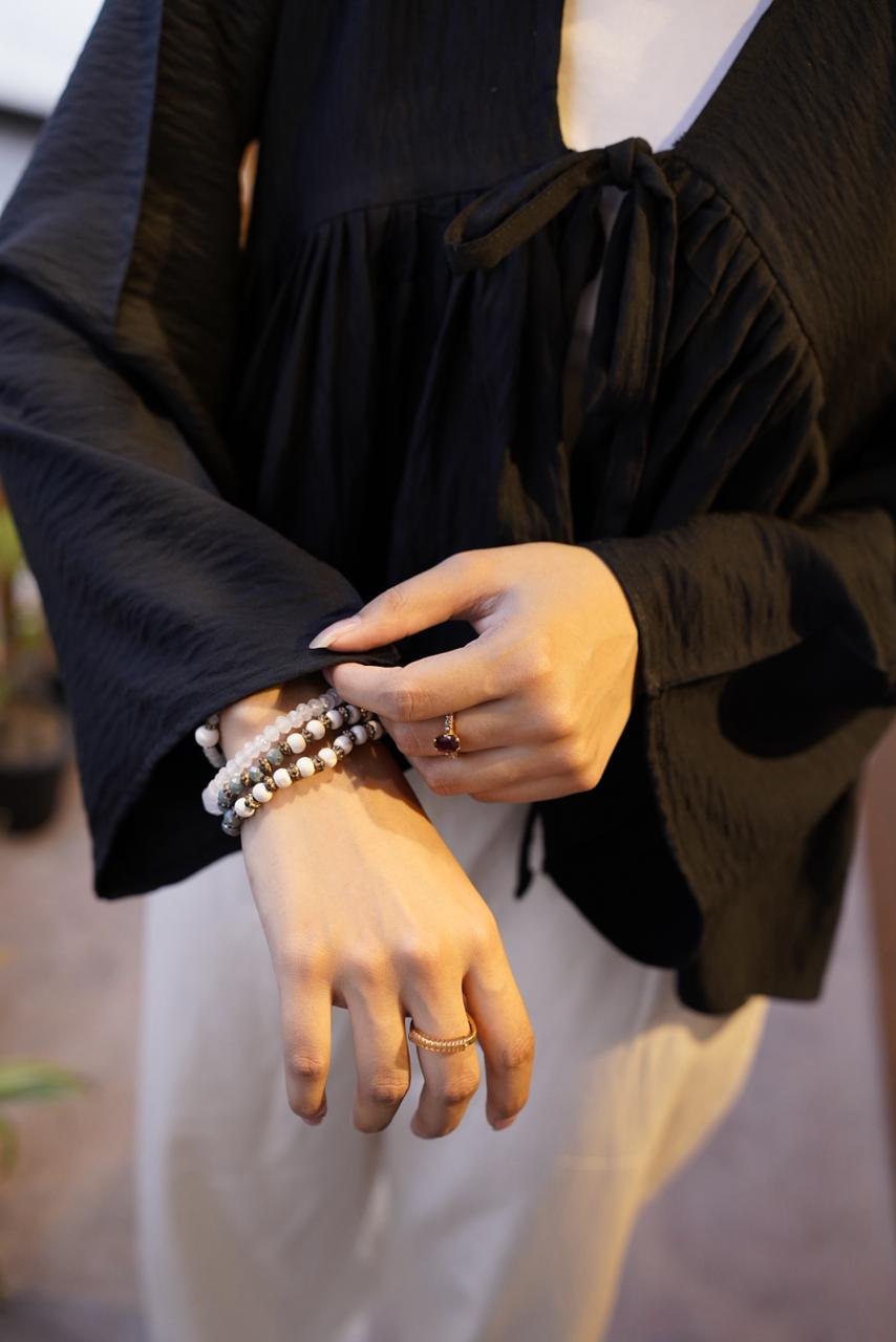 Noir Muse Top
